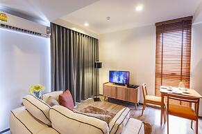 The Deck Condominium by Lofty