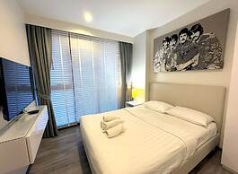 The Deck Condominium by Lofty