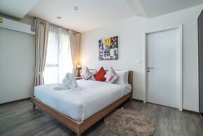 The Deck Condominium by Lofty