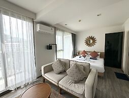 The Deck Condominium by Lofty