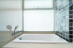 The Deck Condominium by Lofty