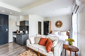 The Deck Condominium by Lofty