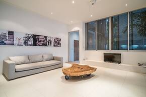 The Quarter by Lofty