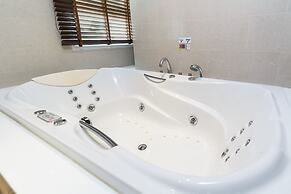 Privilege Residences by Lofty