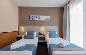 YEHS Hotel Sydney QVB