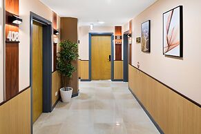 YEHS Hotel Sydney QVB