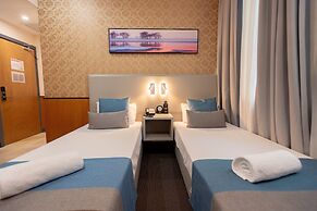 YEHS Hotel Sydney QVB