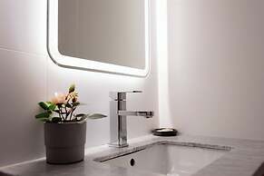 YEHS Hotel Sydney QVB