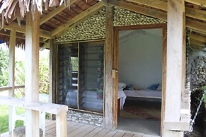 Tanna Ikamir Bungalows and Accomodations