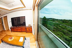 Jeju Bunker Hotel & Resort