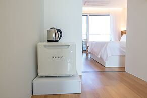 Jeju Bunker Hotel & Resort