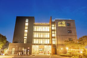 Jeju Bunker Hotel & Resort