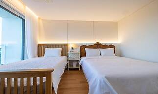 Jeju Bunker Hotel & Resort