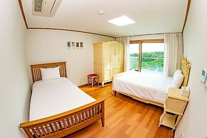 Jeju Bunker Hotel & Resort