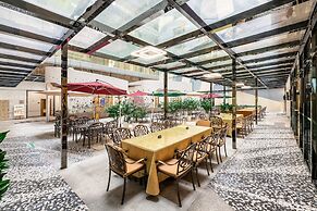 GOLDEN CENTRAL SERVICED RESIDENCE SHENZHEN (UPPER HILLS)