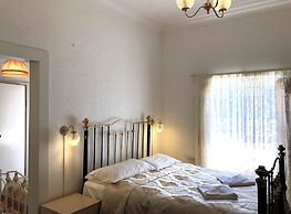 Clarendon Motel and Guesthouse