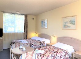 Clarendon Motel and Guesthouse