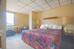 HomeTown Inn by OYO - Liberal, KS