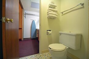 HomeTown Inn by OYO - Liberal, KS