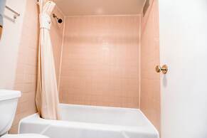 HomeTown Inn by OYO - Liberal, KS