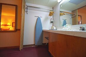 HomeTown Inn by OYO - Liberal, KS