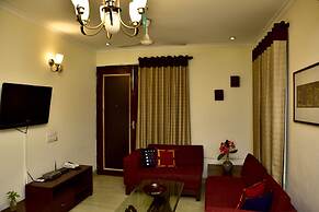 Woodpecker - 2 Bedroom Service Apartment