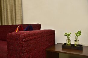 Woodpecker - 2 Bedroom Service Apartment