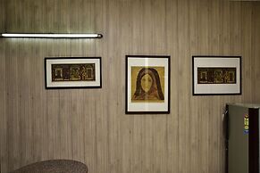 Woodpecker - 2 Bedroom Service Apartment