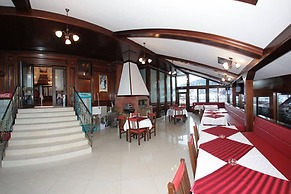 Vila Turistica Carmen Silvae