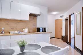 City Aparthotel
