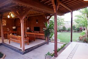 Apple Resort Retreat Spa