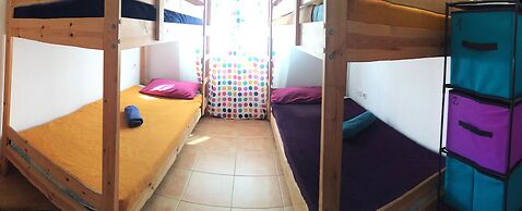 Bhavana Surf House - Hostel