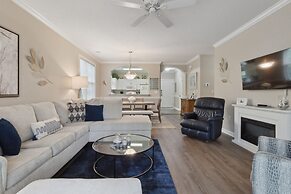 River Crossing #1224 2 Bedroom Condo by RedAwning