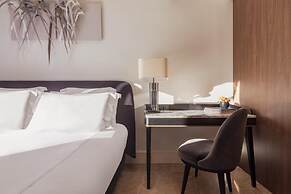 The First Dolce - Preferred Hotels & Resorts