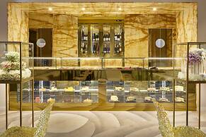 The First Dolce - Preferred Hotels & Resorts