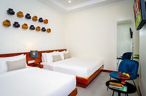 Blanc Smith Residence