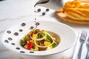 Blanc Smith Residence