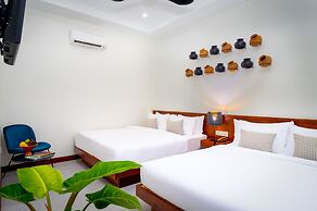 Blanc Smith Residence