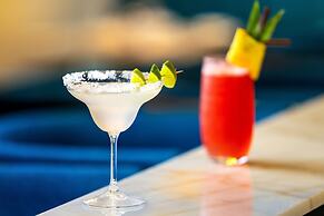 Blanc Smith Residence