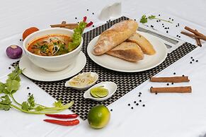 Blanc Smith Residence