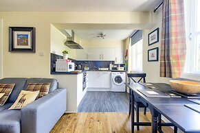 Stunning Studio Apartment Castle View