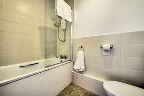 Johnston Terrace Apartment