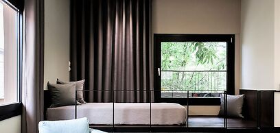 Greece U Around Athens Thissio Suites