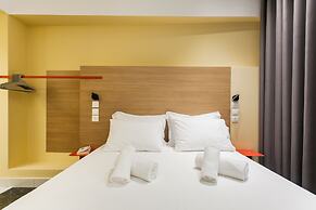 Greece U Around Athens Thissio Suites