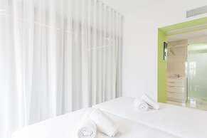 Greece U Around Athens Thissio Suites