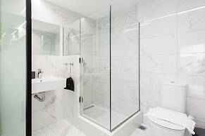 Greece U Around Athens Thissio Suites