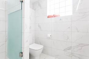 Greece U Around Athens Thissio Suites