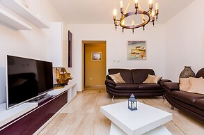 Camelia Luxury Apartments