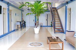 RedDoorz Plus @ AS Fortuna Cebu