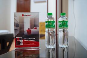 RedDoorz @ Palanan Makati 2